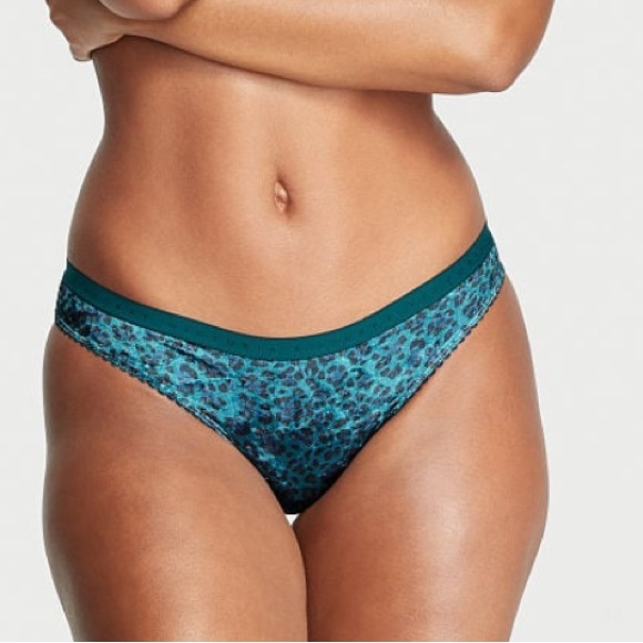 Victoria's Secret Intimates & Sleepwear New Victorias Secret